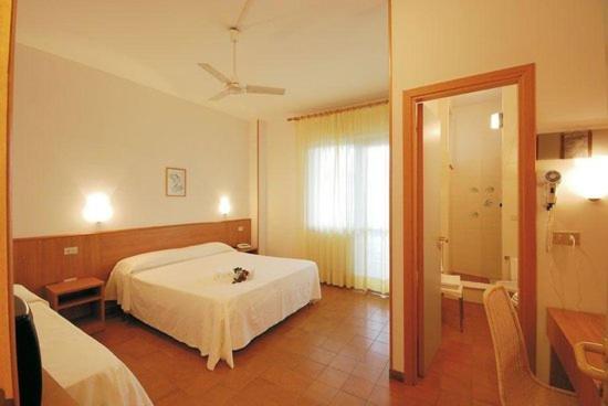 Hotel Leuco' مارتينسيكورو المظهر الخارجي الصورة