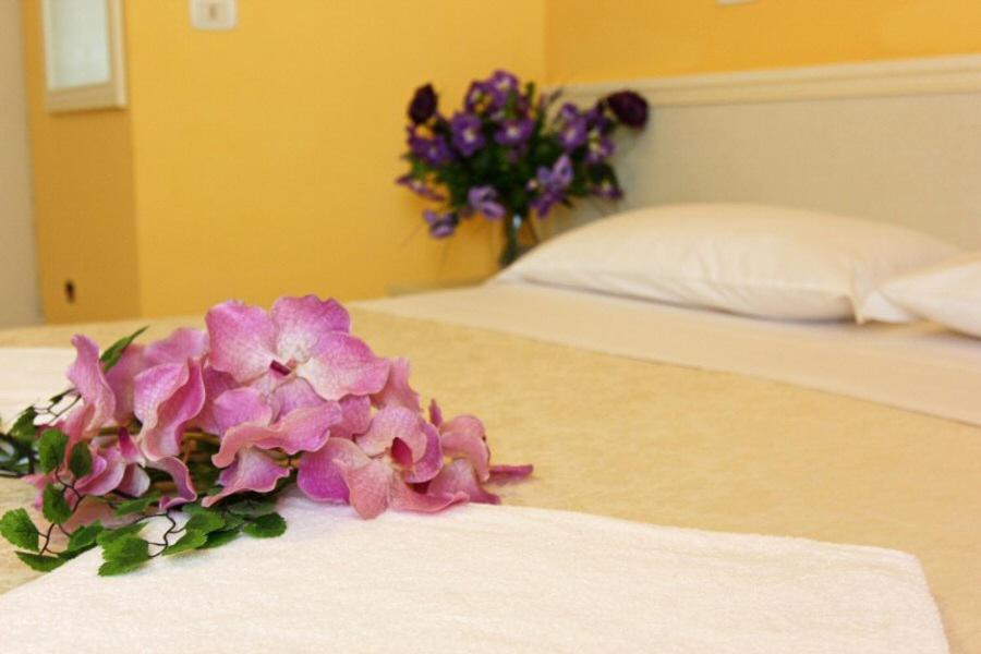 Hotel Leuco' مارتينسيكورو المظهر الخارجي الصورة