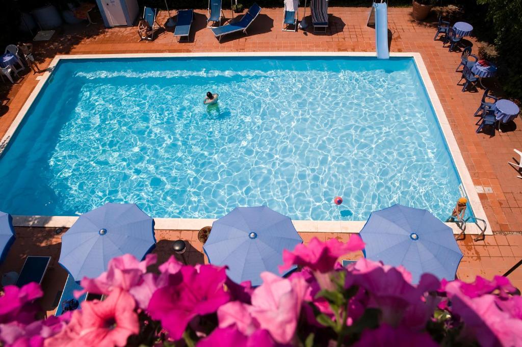 Hotel Leuco' مارتينسيكورو المظهر الخارجي الصورة