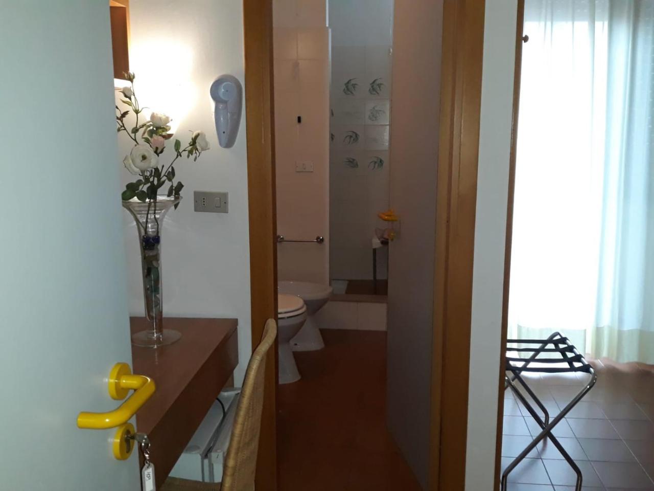 Hotel Leuco' مارتينسيكورو المظهر الخارجي الصورة