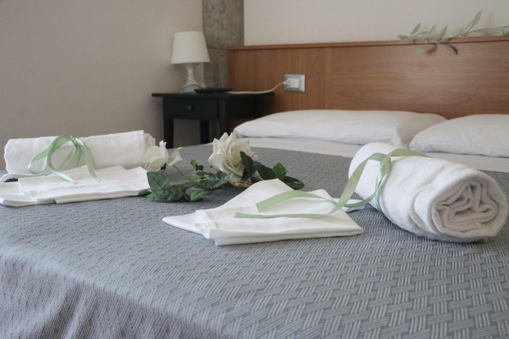 Hotel Leuco' مارتينسيكورو المظهر الخارجي الصورة