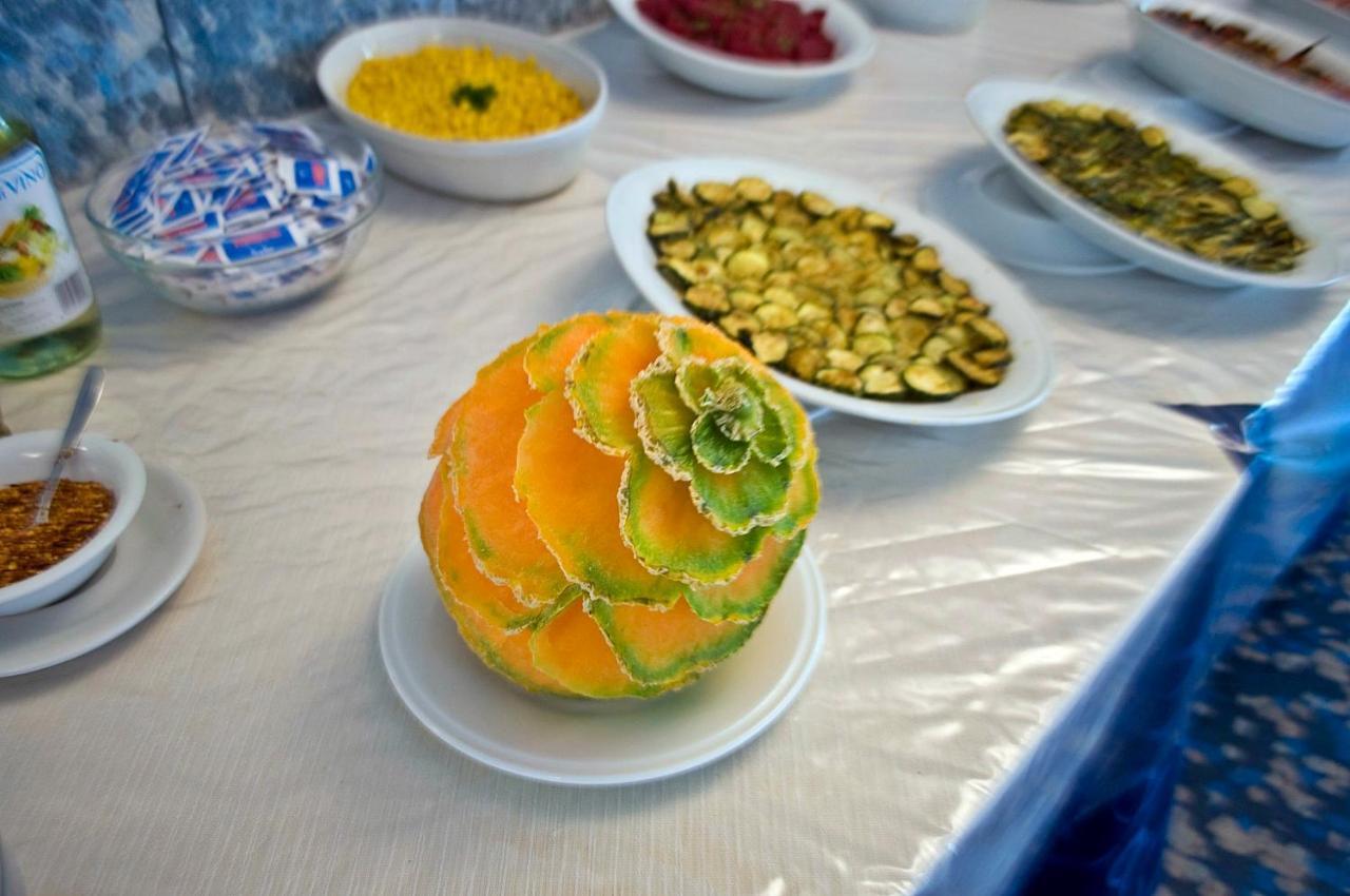 Hotel Leuco' مارتينسيكورو المظهر الخارجي الصورة