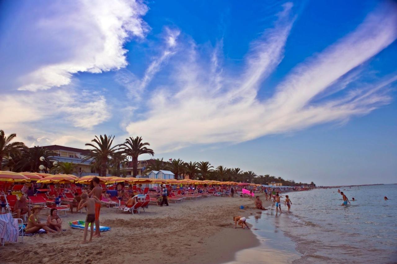 Hotel Leuco' مارتينسيكورو المظهر الخارجي الصورة